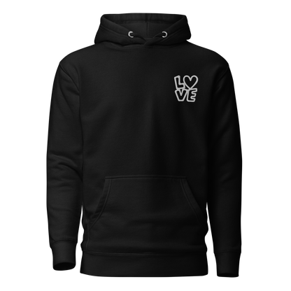 Schwarzer Hoodie mit kleinem gestickten LOVE bei dem das O durch ein Herz ersetzt ist