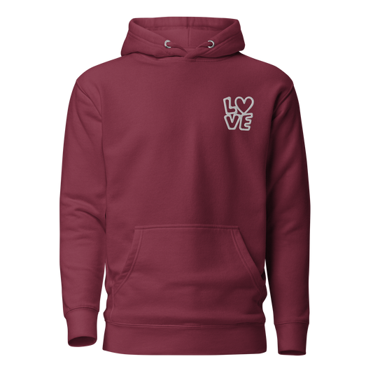 Kastanienroter Hoodie mit kleinem gestickten LOVE bei dem das Herz ersetzt ist