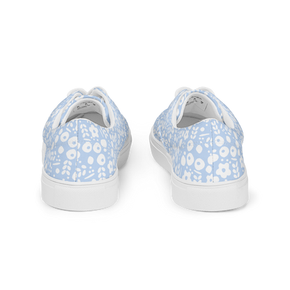 Hintenansicht Hellblaue Damen Sneaker mit weißem Blumenmuster